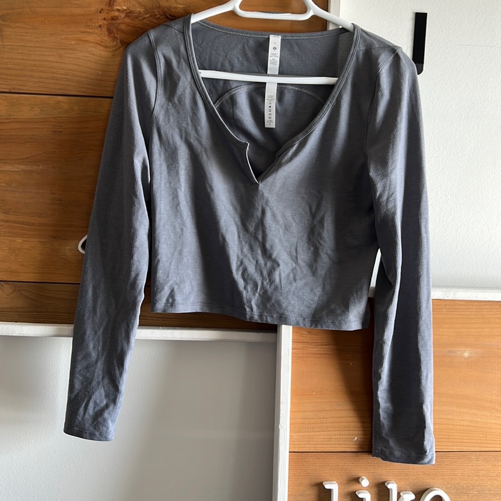Lulu lemon cropped long sleeve